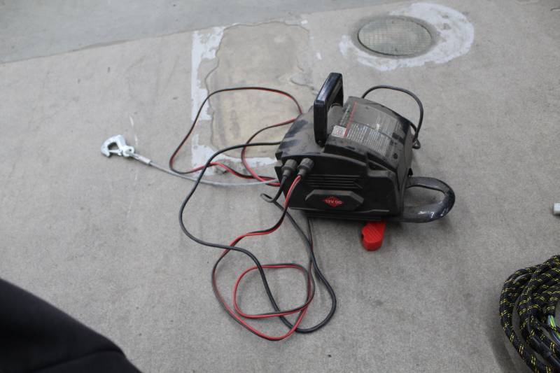 lot 178 image: Extreme Garage 12VDC 6000 lbs. Electric Winch