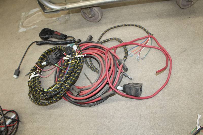 lot 177 image: The Boss Snowplow Control Cords Harness