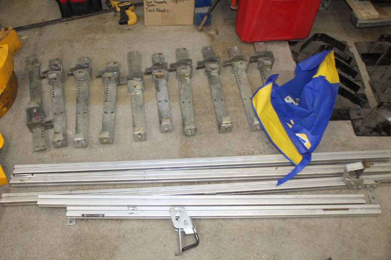 lot 183 image: Gridiron Custom Tool Stands