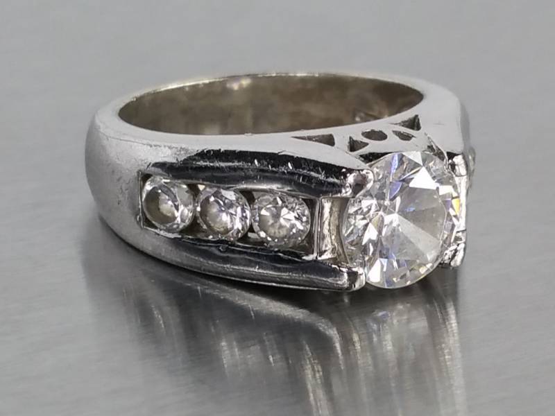 lot 42 image: Cathedral Set Cubic Zirconia Sterling Silver Estate Ring