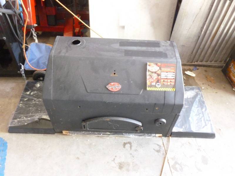 SnS Auctions # 368 More & More Equipment