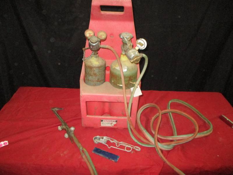 Portable Oxy-acetylene cutting torch