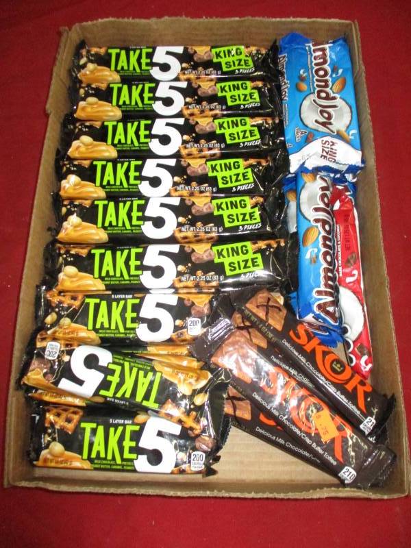 33 Take Five, SKOR, Almond Joy, and Mounds bars