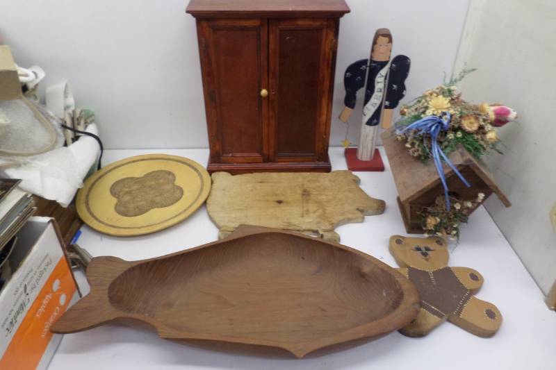 Wooden Decorations