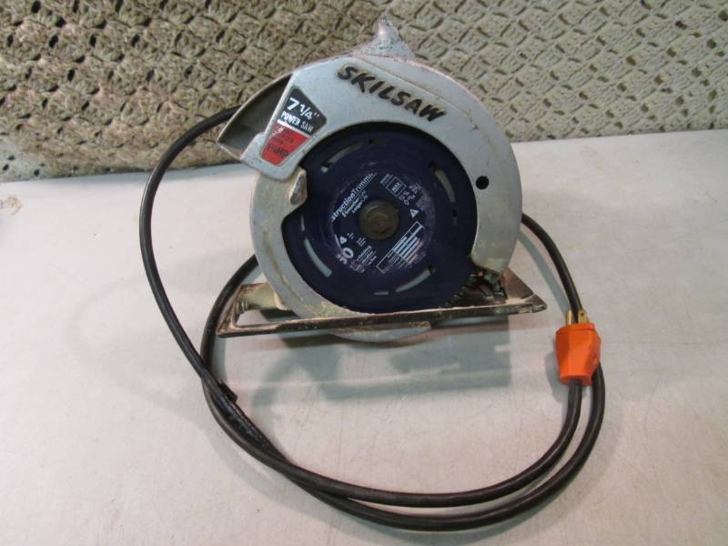 lot 2 image: Skilsaw 7 14 Works  RM5...