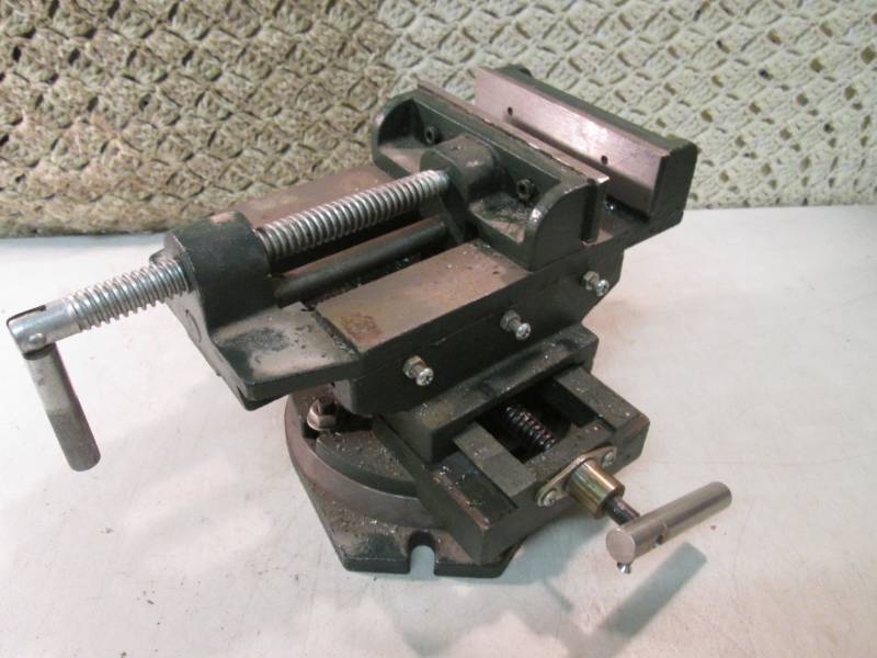 lot 8 image: MachiningMilling 6 Cross Slide Vi...