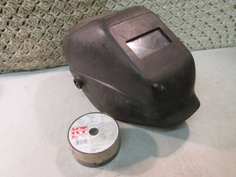 lot 15 image: Roll of Wire Feed Welder Wire and W...