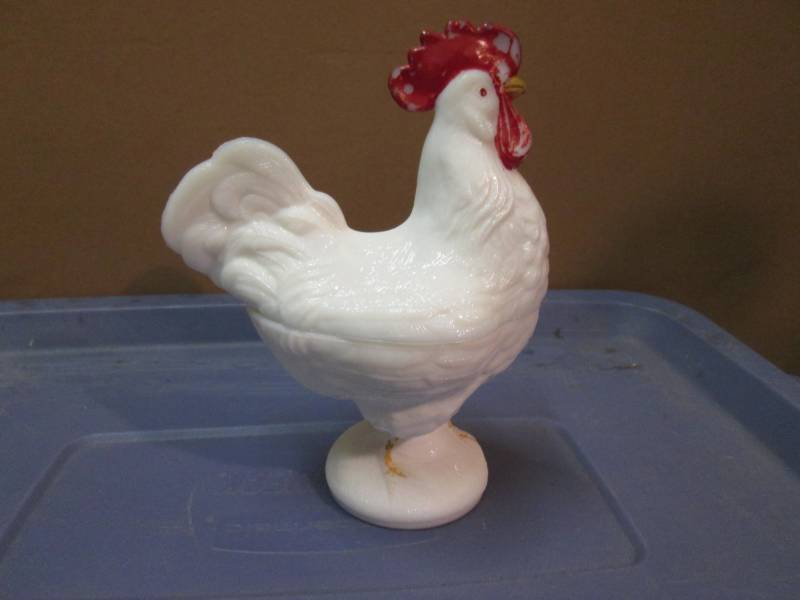 lot 39 image: Milk Glass Chicken Dish with Lid 9...