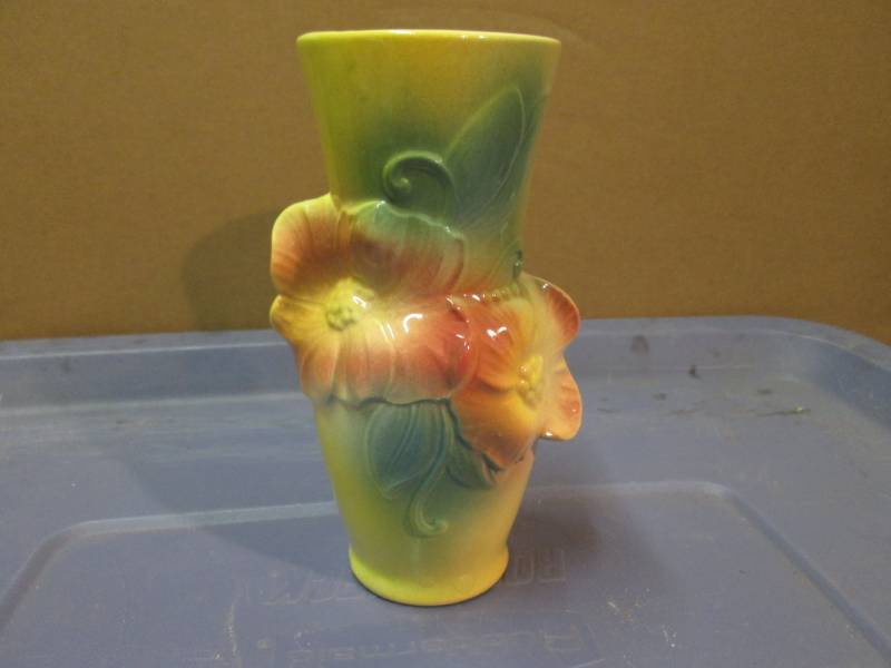 lot 43 image: Vintage Royal Copley Ceramic Vase 7...