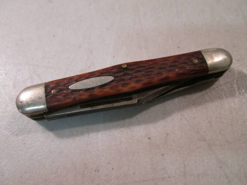lot 72 image: Vintage Olsen 25 3-Blade Pocket Kni...