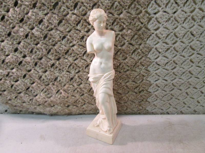 lot 99 image: A. Santini Statue of Venus 11 14 ...