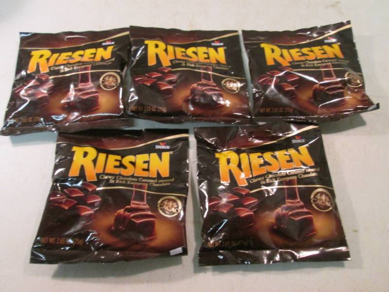 lot 129 image: 5 Bags of Riesen Chewy Chocolate Ca...