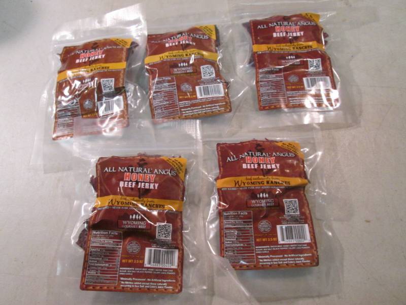 lot 133 image: 5 Packs of All Natural Angus Honey ...