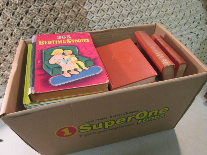 lot 196 image: Box Full of Vintage Books  A-3...
