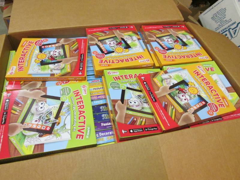lot 202 image: Large Lot of Egg Coloring Kits  A-3...