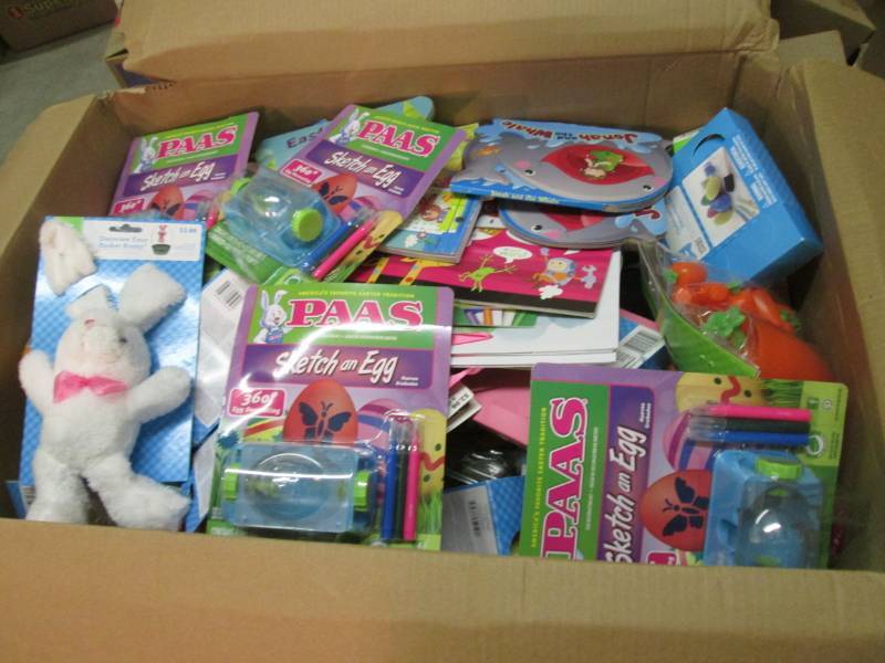 lot 206 image: Large Lot of Misc Easter Etc Large ...