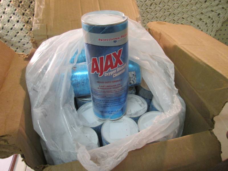 lot 215 image: 18 Containers of Ajax Oxygen Bleach...