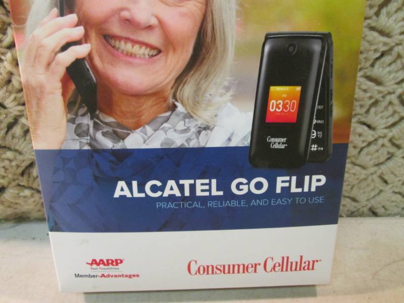 lot 247 image: Consumer Cellular Alcatel Go Flip P...