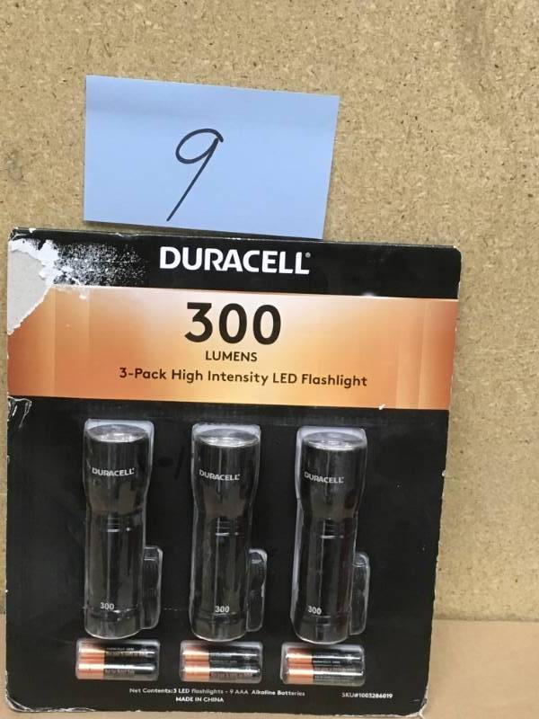 lot 9 image: Duracell 300-Lumen LED Flashlight with Batteries (3-Pack) not used