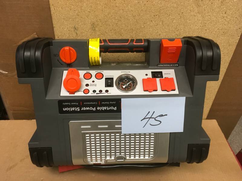 lot 45 image: BLACKDECKER 500-Watt Portable Power Station in good condition