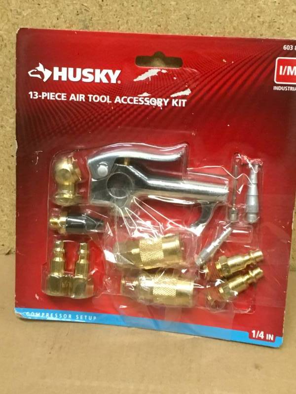 lot 57 image: Husky 13-Piece Brass Air-Compressor Accessory Kit in good condition