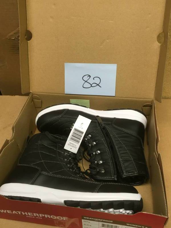 lot 82 image: Weatherproof Brand, Ladies Sneaker Boot, Black, Sz 9 not used