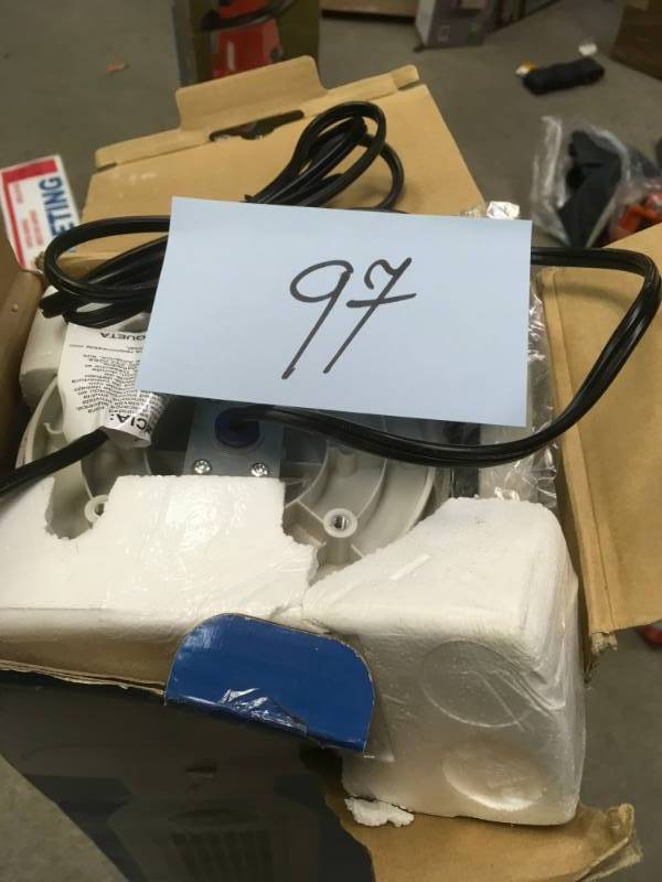 lot 97 image: Lasko 36 in. Oscillating Tower Fan in good condition
