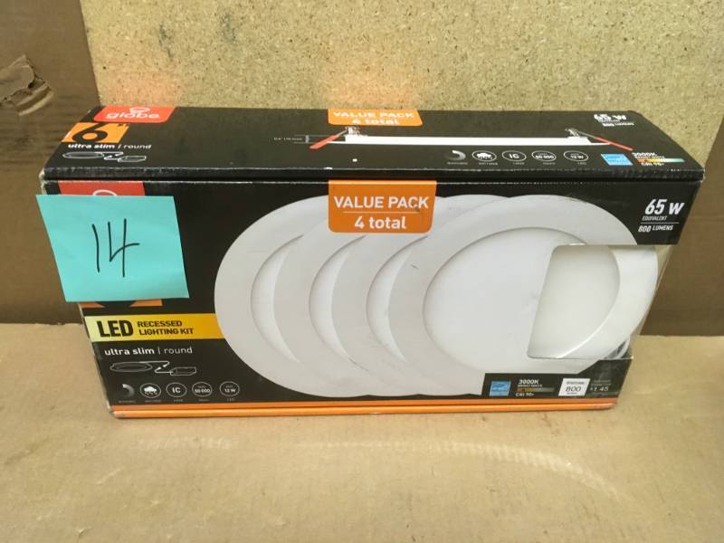 lot 14 image: Globe Electric Designer Ultra Slim 6 in. White Integrated LED Recessed Kit (4-Pack) in good condition