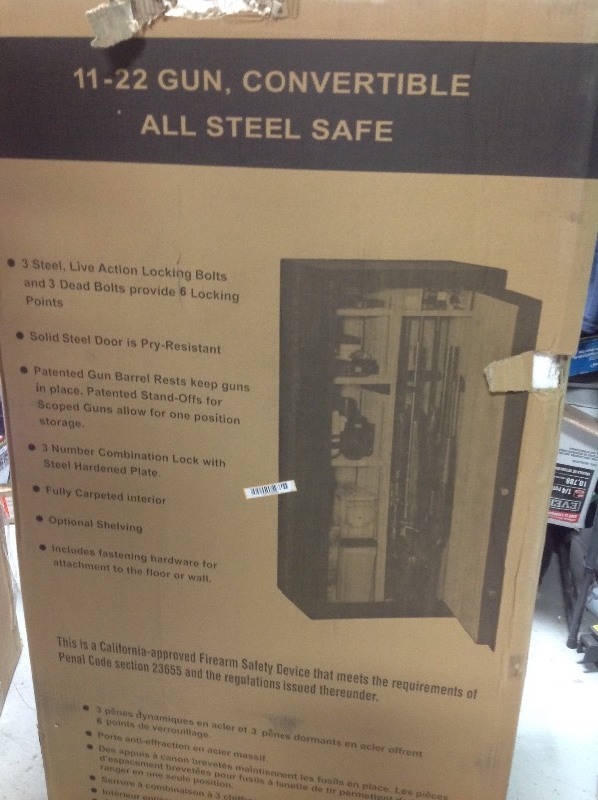 lot 110 image: Stack-On 22-Gun Combination Lock Safe in Matte Black in good conditions