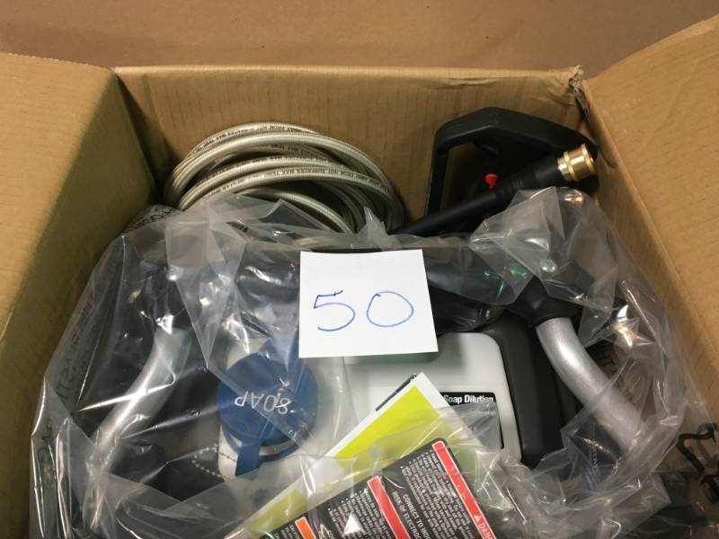 lot 50 image: RYOBI 1,800 psi 1.2 GPM Electric Pressure Washer n good condition