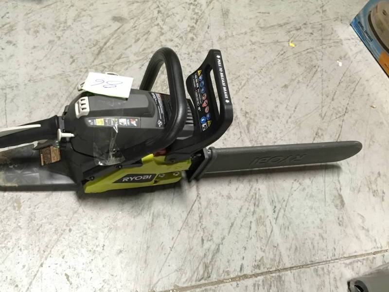 lot 86 image: RYOBI 18 in. 38cc 2-Cycle Gas Chainsaw in good condition