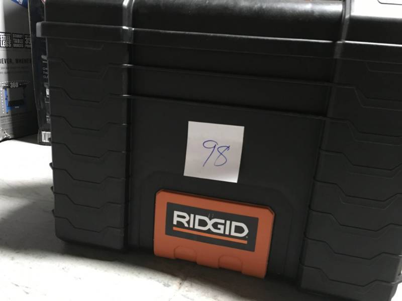 lot 98 image: RIDGID 22 in. Pro Gear Cart Tool Box in Black in good condition