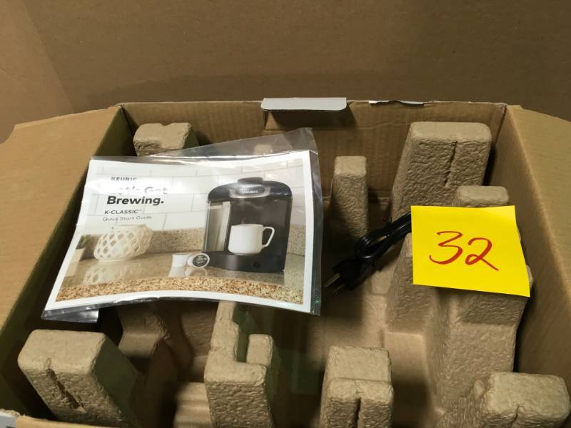 lot 32 image: Keurig Classic K50 Single Serve Coffee Maker in Black used in very good condition