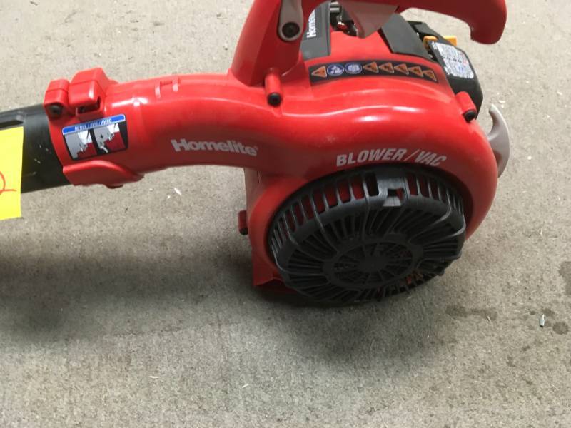 lot 82 image: Homelite 150 MPH 400 CFM 26cc Gas Handheld Blower Vacuum in working conditions
