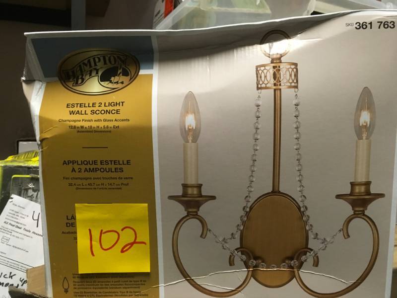 lot 102 image: Hampton Bay Estelle 2-Light Champagne Sconce in very good condition