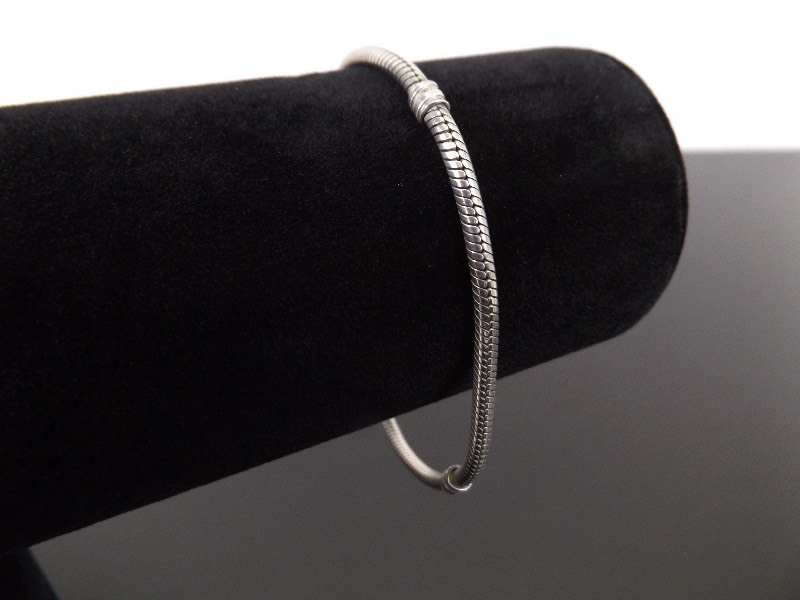 lot 44 image: .925 Sterling Silver Pandora Bracelet