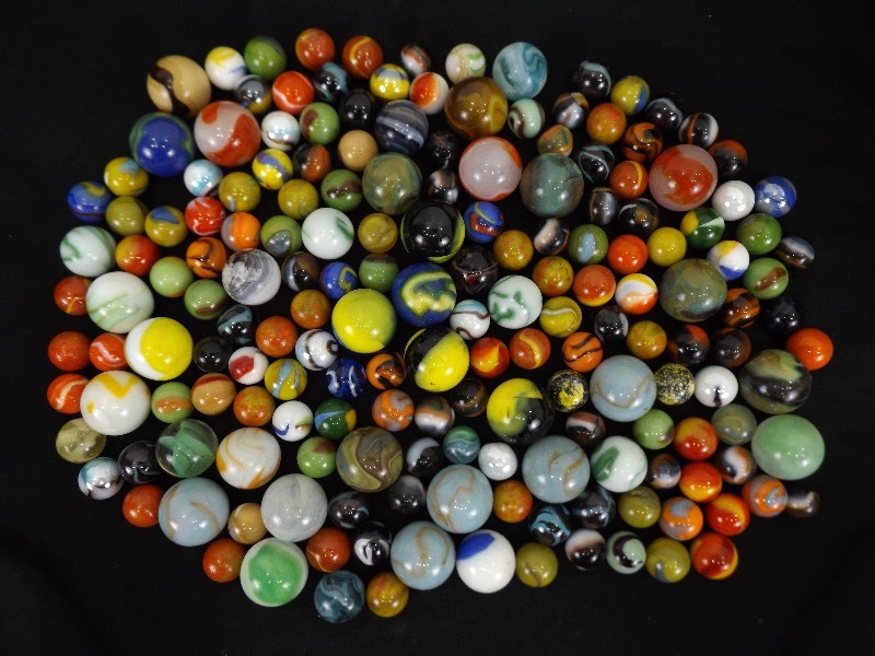 lot 13 image: Collection of RARE Marbles