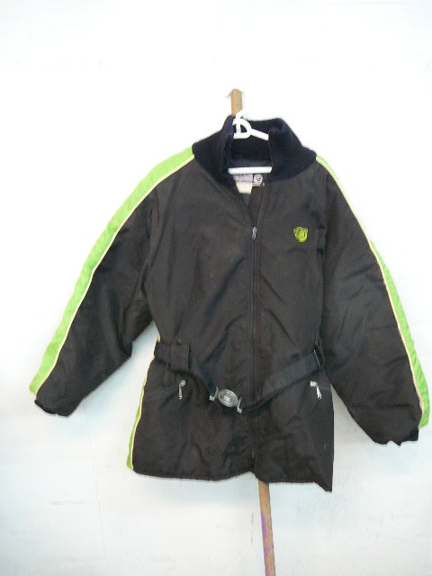 lot 9 image: Arctic Wear  Arctic Cat Jacket XL