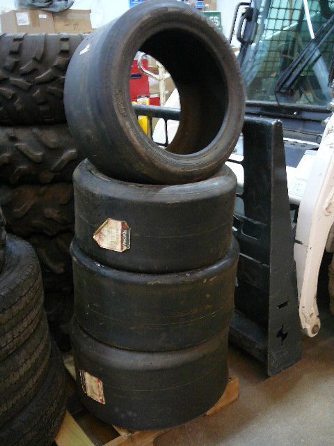 lot 5 image: Tires YokoHama