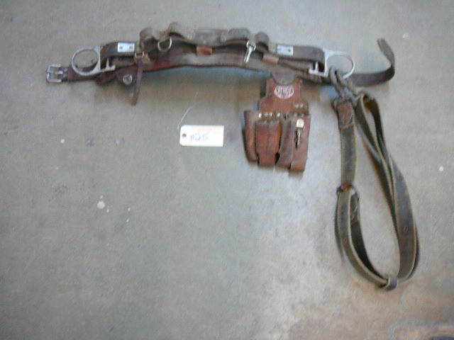 lot 25 image: Safety Belt Buckingham Climbing Belt
