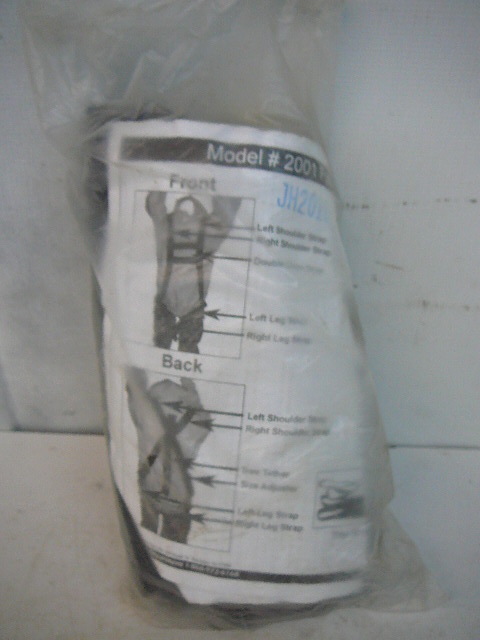 lot 50 image: Full Body Harness