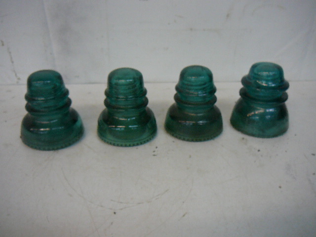 lot 55 image: Vintage Hemingray Hi-Line Insulators