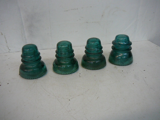 lot 57 image: Vintage Hemingray Hi-Line Insulators
