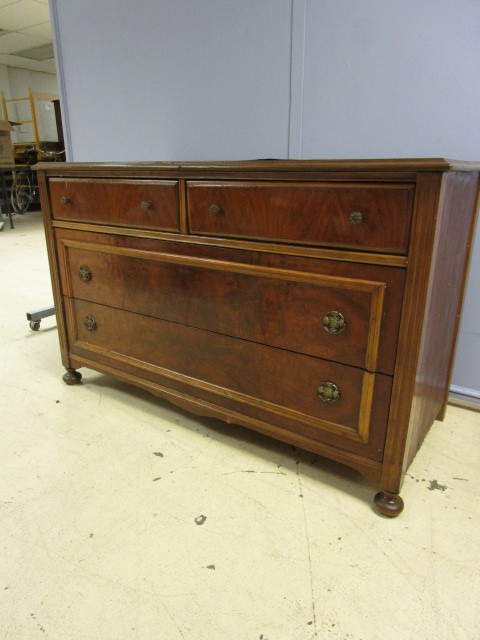FOUR DRAWER WOOD VENEER DRESSER