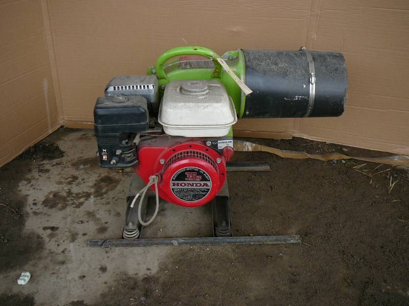 lot 6 image: Honda Air Blower