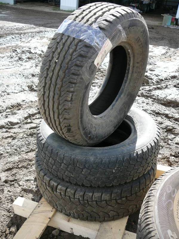 lot 59 image: 16 Tires