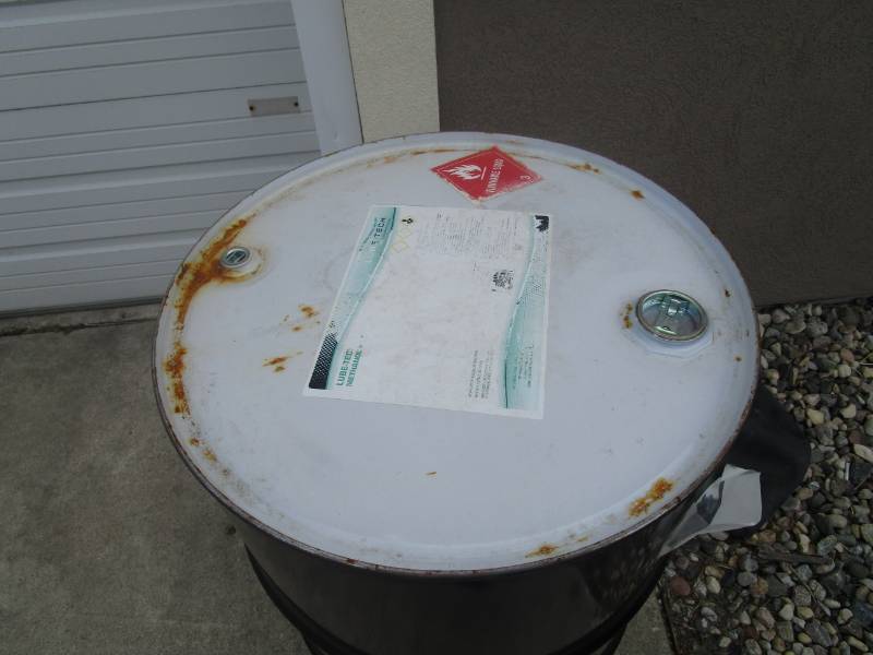 lot 134 image: 55 Gal Empty Barrel