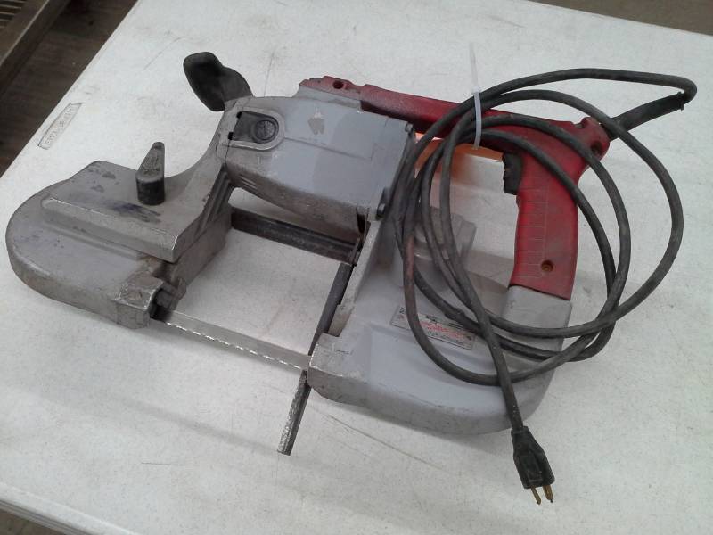 lot 537 image: Milwaukee Electric Tool Corp. Heavy Duty Band Saw