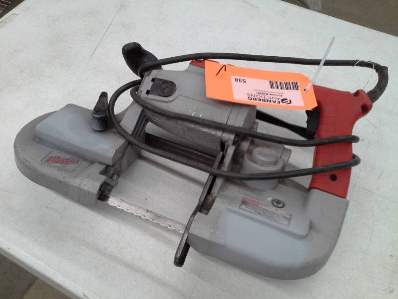 lot 538 image: Milwaukee Electric Tool Corp. Heavy Duty Band Saw