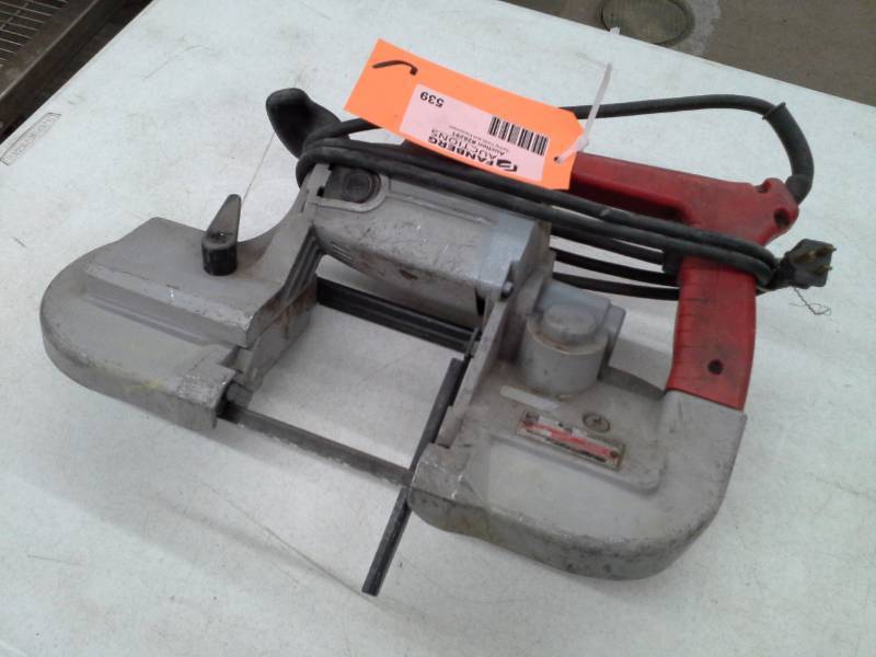 lot 539 image: Milwaukee Electric Tool Corp. Heavy Duty Band Saw